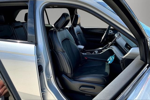 2025 Jeep Grand Cherokee Altitude X 4x4