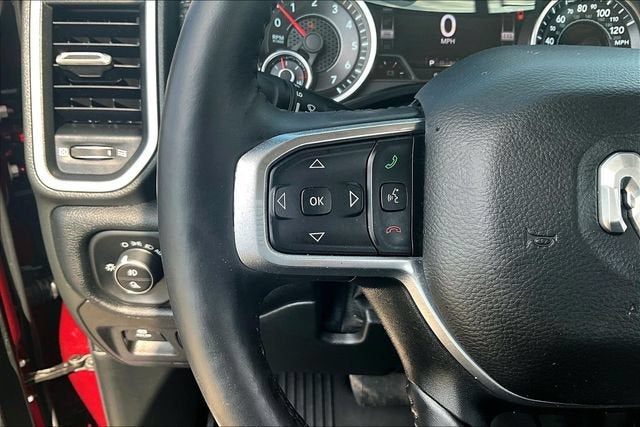 2020 RAM 1500 Laramie Crew Cab 4x4 5'7" Box