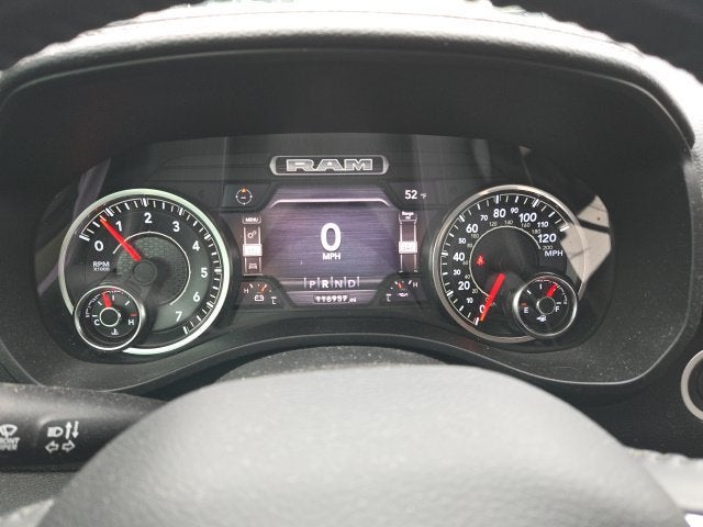 2020 RAM 1500 Laramie Crew Cab 4x4 5'7" Box