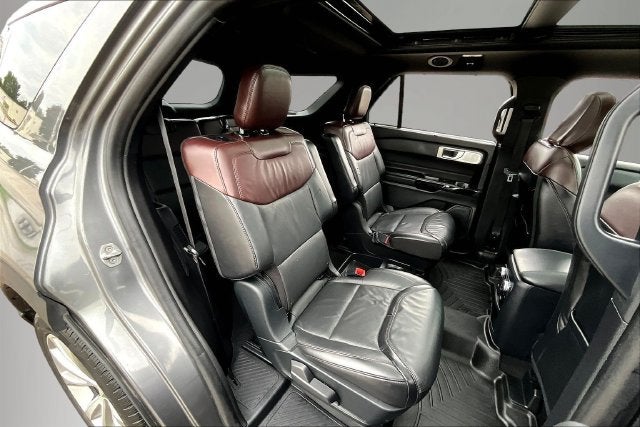 2021 Ford Explorer Platinum