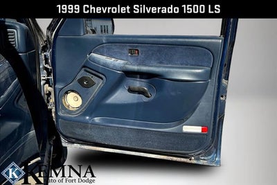 1999 Chevrolet Silverado 1500 LS
