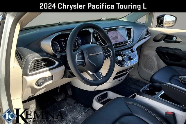 2024 Chrysler Pacifica Touring L AWD