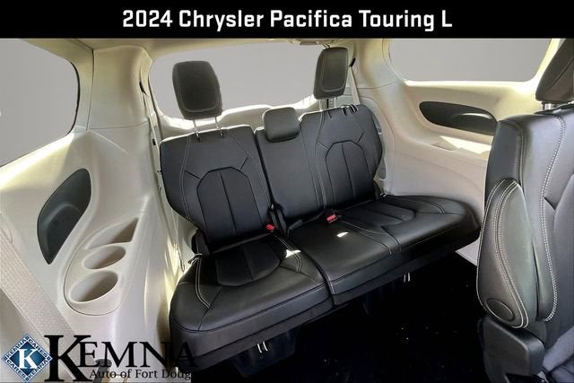 2024 Chrysler Pacifica Touring L AWD