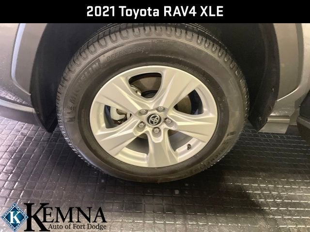 2021 Toyota RAV4 XLE