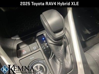 2025 Toyota RAV4 Hybrid XLE