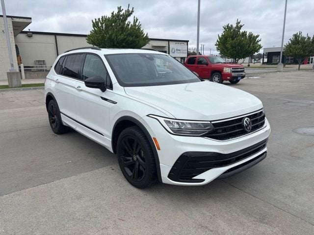 2023 Volkswagen Tiguan 2.0T SE R-Line Black