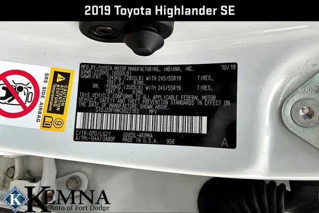 2019 Toyota Highlander SE