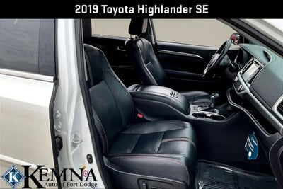 2019 Toyota Highlander SE