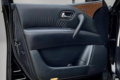 2017 INFINITI QX80 AWD