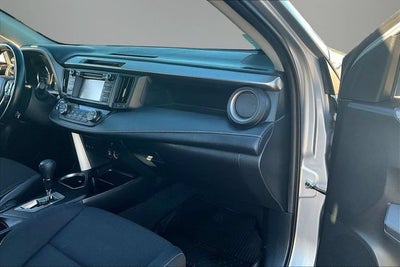 2018 Toyota RAV4 Hybrid XLE