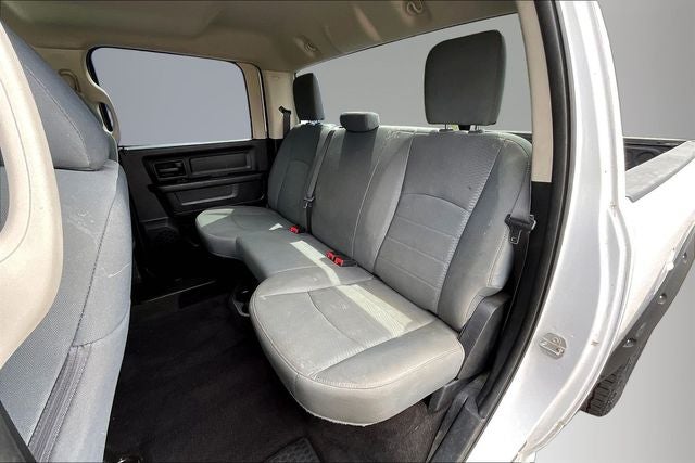 2017 RAM 1500 Tradesman Crew Cab 4x4 6'4' Box