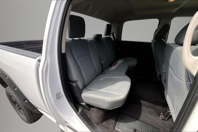 2017 RAM 1500 Tradesman Crew Cab 4x4 6'4' Box