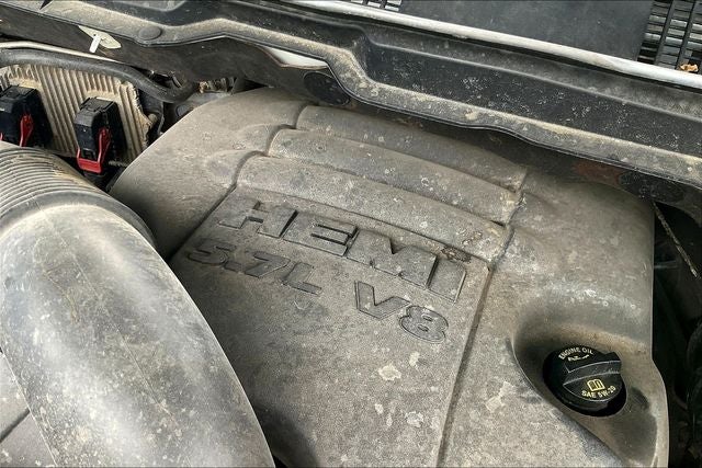 2017 RAM 1500 Tradesman Crew Cab 4x4 6'4' Box