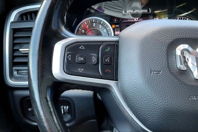 2022 RAM 1500 Big Horn Crew Cab 4x4 5'7' Box