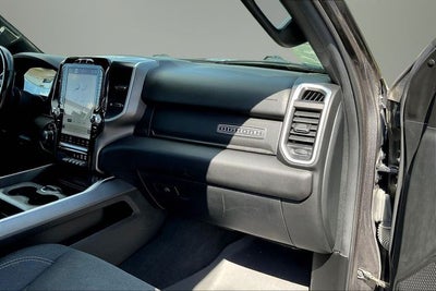 2022 RAM 1500 Big Horn Crew Cab 4x4 5'7' Box