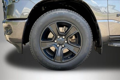 2022 RAM 1500 Big Horn Crew Cab 4x4 5'7' Box