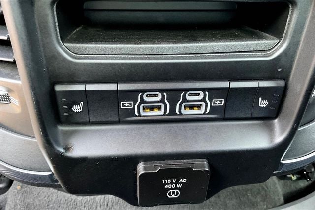 2024 RAM 1500 Laramie Crew Cab 4x4 5'7' Box