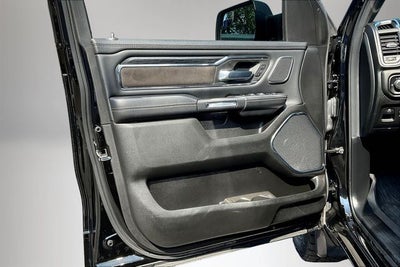 2024 RAM 1500 Laramie Crew Cab 4x4 5'7' Box