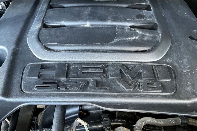 2024 RAM 1500 Laramie Crew Cab 4x4 5'7' Box