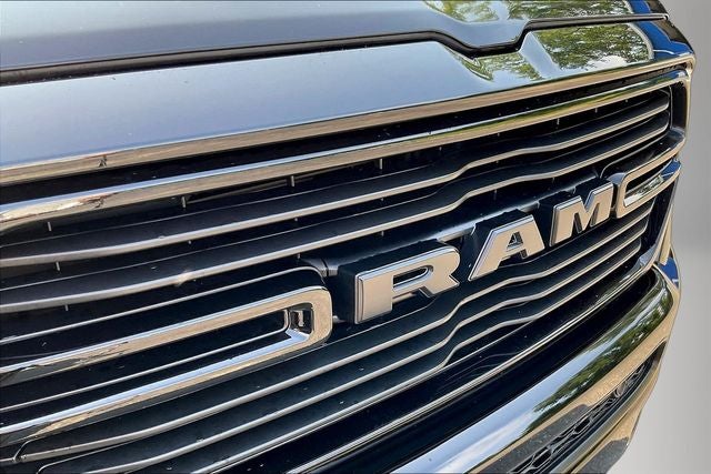 2024 RAM 1500 Laramie Crew Cab 4x4 5'7' Box