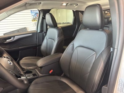 2025 Ford Escape Plug-In Hybrid Base