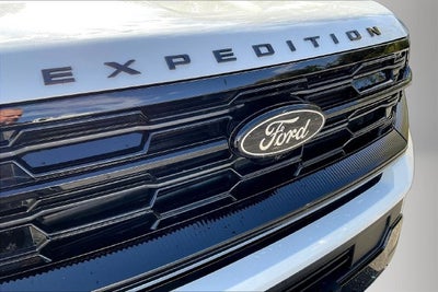 2025 Ford Expedition Platinum MAX