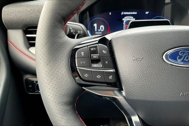 2026 Ford Explorer ST - Photo 8