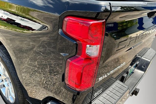 2024 Chevrolet Silverado 1500 4WD Crew Cab Short Bed LTZ