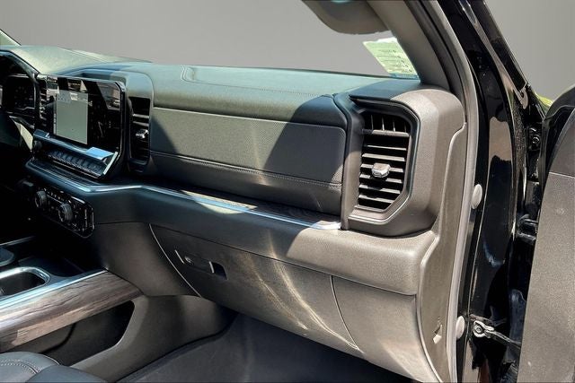 2024 Chevrolet Silverado 1500 4WD Crew Cab Short Bed LTZ