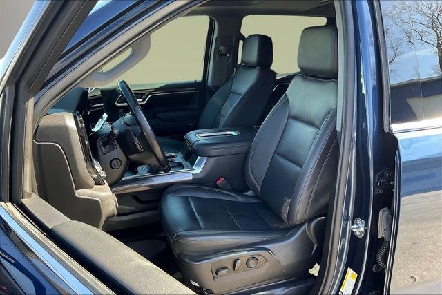 2022 Chevrolet Silverado 1500 4WD Crew Cab Short Bed LTZ