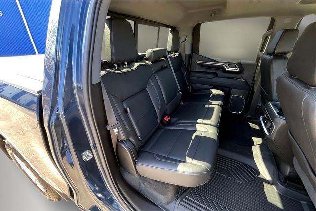 2022 Chevrolet Silverado 1500 4WD Crew Cab Short Bed LTZ