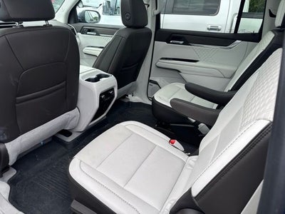 2024 GMC Acadia AWD Denali