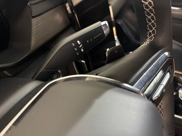 2024 GMC Acadia AWD Denali