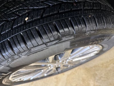 2024 GMC Acadia AWD Denali