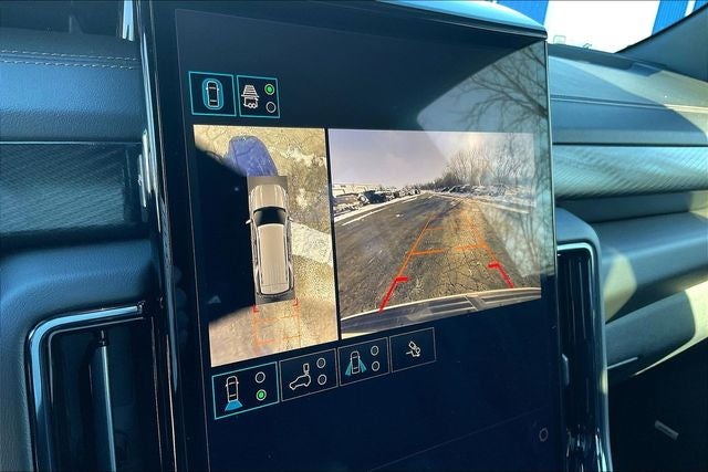 2025 GMC Yukon 4WD AT4