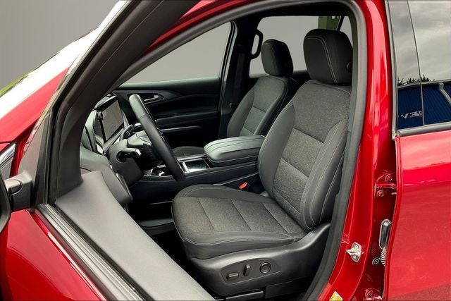2024 Chevrolet Traverse FWD LT