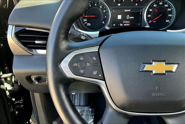 2023 Chevrolet Traverse AWD LT Leather