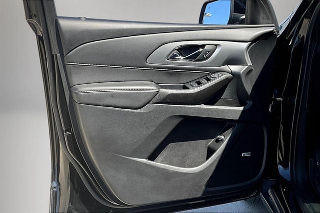 2023 Chevrolet Traverse AWD LT Leather