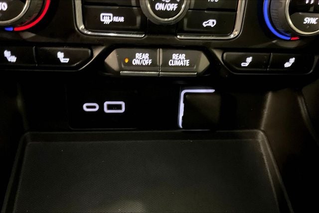 2022 Chevrolet Suburban 4WD Z71