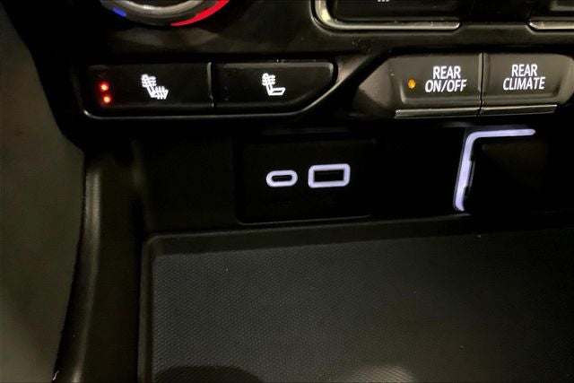 2022 Chevrolet Suburban 4WD Z71