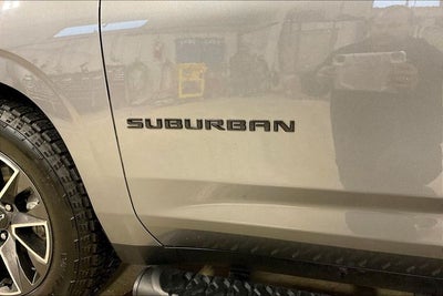 2022 Chevrolet Suburban 4WD Z71