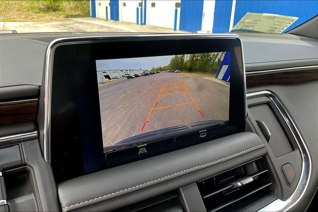 2023 Chevrolet Suburban 4WD Premier