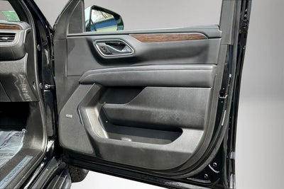2023 Chevrolet Suburban 4WD Premier