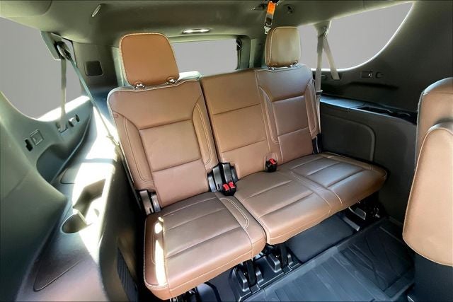 2023 Chevrolet Suburban 4WD High Country