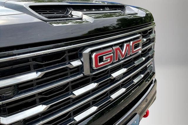 2024 GMC Sierra 2500HD 4WD Crew Cab Standard Bed AT4