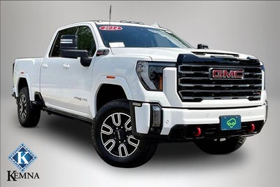 2024 GMC Sierra 2500HD 4WD Crew Cab Standard Bed AT4