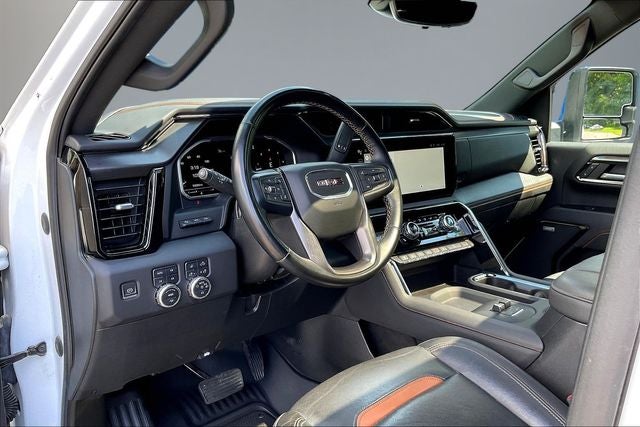 2024 GMC Sierra 2500HD 4WD Crew Cab Standard Bed AT4