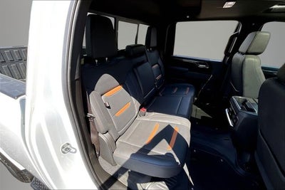 2024 GMC Sierra 2500HD 4WD Crew Cab Standard Bed AT4
