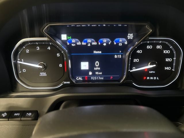 2022 GMC Sierra 1500 Limited 4WD Crew Cab Short Box AT4