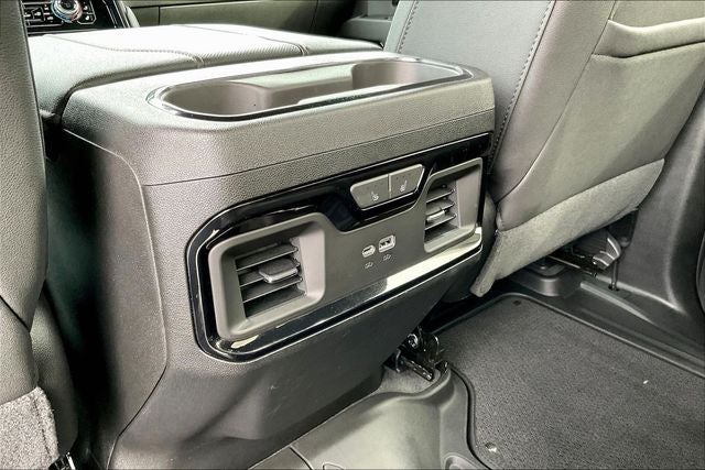 2024 GMC Sierra 1500 4WD Crew Cab Short Box AT4